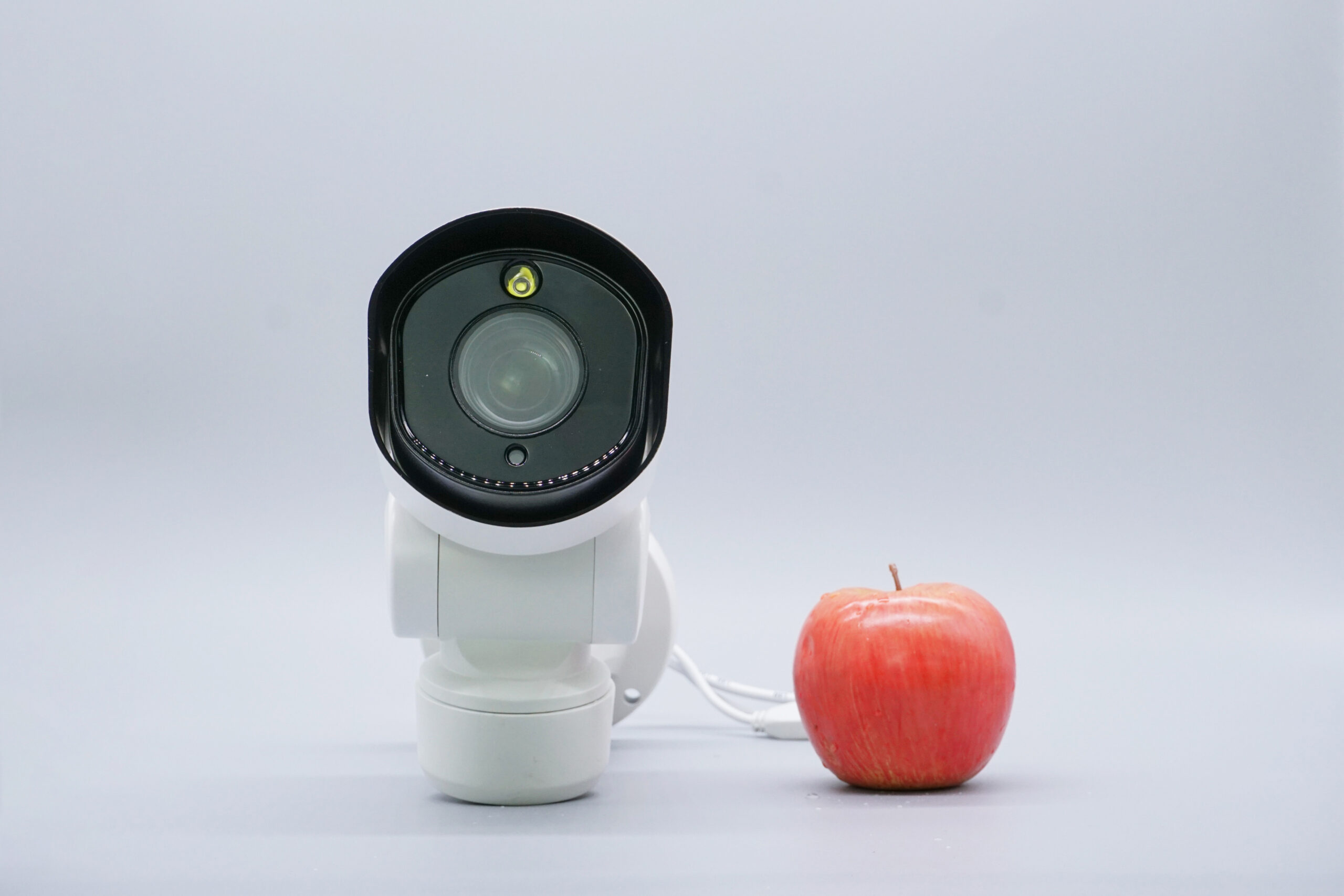 AI PTZ Bullet Camera 5/8 MP