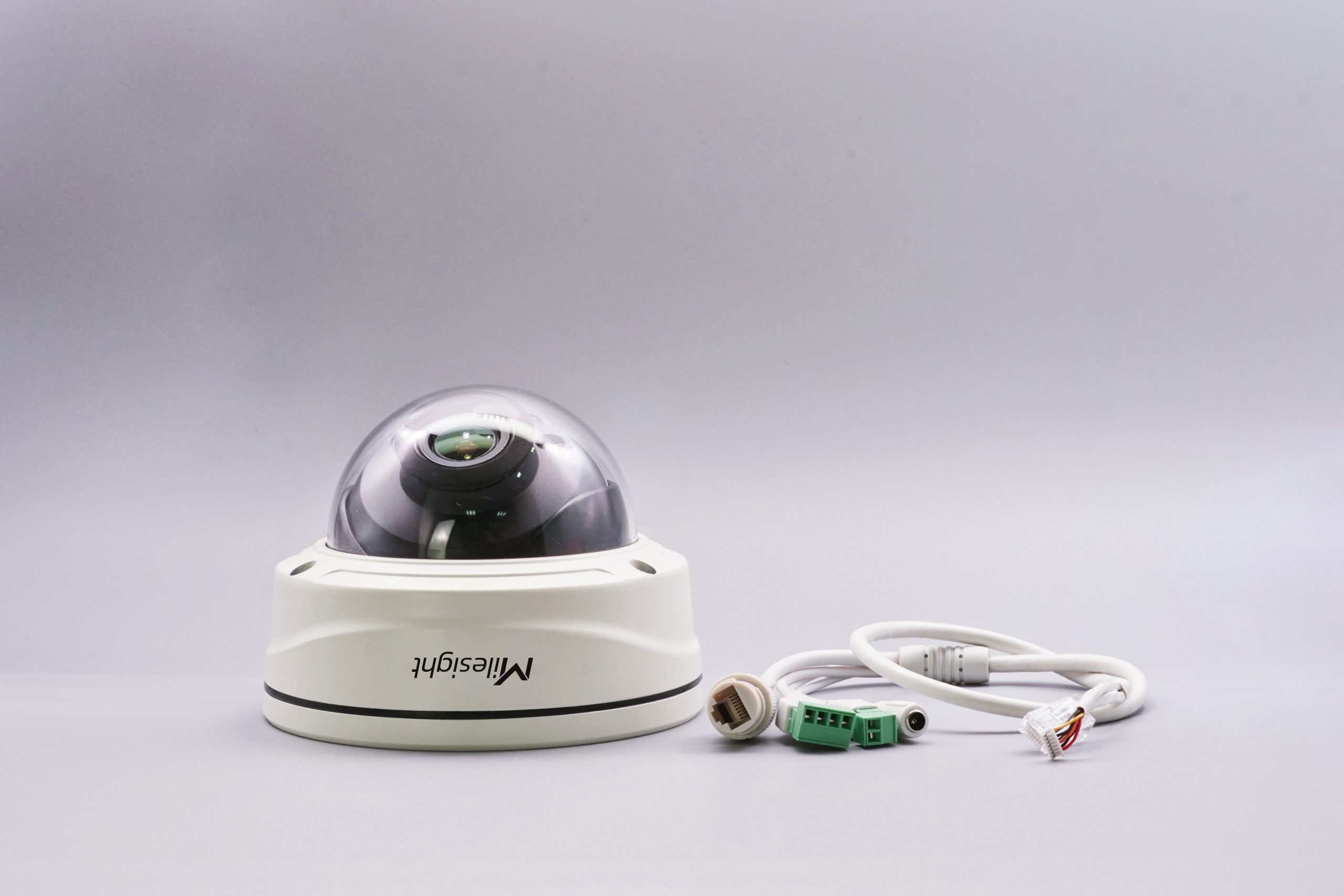 AI Motorized Pro Dome Network Camera 8MP